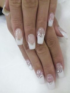 Nails White French Design, 2000s Nails, Luv Nails, Gel Acrylic Nails, Edgy Nails, Bling Acrylic Nails