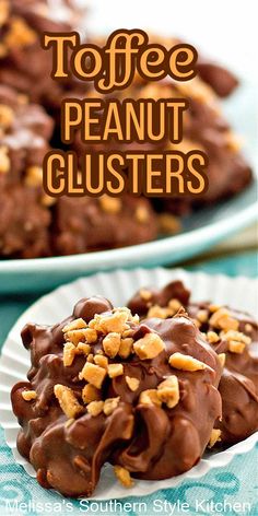 Toffee Peanut Clusters Chocolate Peanut Clusters, Easy Toffee, Peanut Clusters, Coconut Candy, Easy Candy Recipes, Toffee Recipe