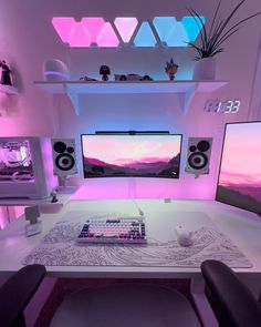 Limited space, big dreams? Create an efficient gaming setup in your small bedroom with these compact and stylish solutions!
Hashtags: #SmallGamingSetup #CompactGaming #SpaceSavingIdeas #GamingRoomGoals #MinimalistGaming Gaming Room Setup Bedrooms, Gaming Computer Room, Gaming Pads, Computer Room, Gaming Room Setup, Video Game Room, Gaming Room, Big Dreams, Space Saving Storage