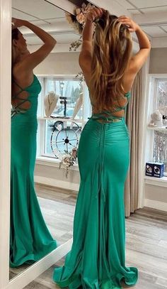 # DT1744 * DESCRIPTION Long fitted dress with lace-up back * ATTRIBUTES Long Mermaid Prom Dress For Teens, Simple Prom Dress Long, Winter Ball, Prom Inspiration, Long Fitted Dresses, Prom 2024, 2024 Prom, Dance Outfit, Green Mermaid