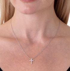 With a simplistic yet beautiful design, the 18k white gold Medium Signature Cross Diamond Necklace. Approx. Total Carat Weight: 0.32STYLE: HFPSIGCR00328W Hearts On Fire, Fire Heart, Solitaire Pendant, On Fire, Chain Link Necklace, Diamond Solitaire, Jewelry Stores, Beautiful Design, Cross Necklace