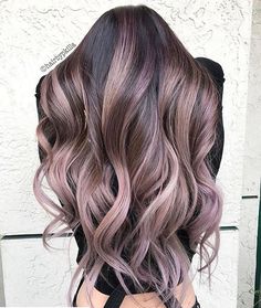 I can’t wait for my hair to be long so I can do something like this!!!! Best Winter Hair Color, Winter Hair Colors, Rambut Brunette, Winter Hair Color, Burgundy Hair, Winter Hair, Hair Color Balayage, Winter Hairstyles