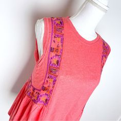 Free People Super Cute Tee/Tank, Sz S, Nwot Pink Fitted Crew Neck Tank Top, Spring Pink Crew Neck Tank Top, Pink Crew Neck Tank Top For Spring, Pink Cotton Crew Neck Tank Top, Pink Scoop Neck Top For The Beach, Pink Cotton Sleeveless Tank Top, Pink Sleeveless Summer Top, Pink Crew Neck Tank Top For Summer, Pink Cotton Scoop Neck Top