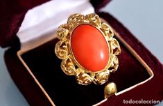 C1950 - IMPORTANTE Y ENORME SORTIJA CON GRAN CORAL DE 1.9 CM Y ORO AMARILLO 18 KT - ESTUCHE (Joyería - Anillos Antiguos) Summer Street Style, Spring Jewelry, Summer Street, Gemstone Rings, Sapphire, Coral, Gems, Gemstones, Beads