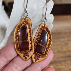 Unique Brown Earrings For Gift, Artisan Brown Earrings For Gift, Artisan Jasper Teardrop Jewelry, Handmade Brown Dangle Jewelry, Artisan Jewelry With Natural Stones In Brown, Artisan Brown Jewelry With Natural Stones, Artisan Brown Teardrop Earrings, Unique Brown Nickel-free Jewelry, Unique Nickel-free Brown Jewelry