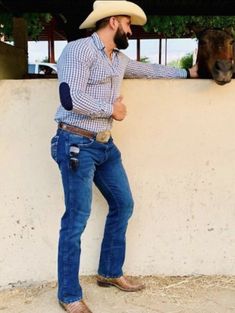 Country Style Men, Western Casual Outfits, Wrangler Butts, Cowboy Outfit For Men, Outfit Cowboy, Cowboy Outfit, Fashion Infographic, Handsome Cowboys, Men Fashion Photo