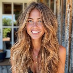 Beach Hair Blonde Highlights, Sunkissed Hair Blonde Beach Highlights, Dark Blonde With Caramel Highlights, Bronze Hair With Blonde Highlights, Chestnut Hair Color With Highlights, Amber Blonde Hair, Honey Caramel Blonde, Buttery Blonde Highlights, Beachy Blonde Highlights