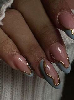 Gel Nails Ideas Non Acrylic Short, Summer 2024 Gel Nails, Gold Design On Nails, Gold Vacation Nails, Summer Gel Nails Ideas Almond, End Of Summer Nails Ideas Almond, Almond Croc Nails, Short Almond Nails Designs 2024, Summer Gold Nails