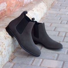 Custom Design Shoes, Custom Made Shoes, Sneakers Vans, Mens Fashion Smart, Best Shoes For Men, Suede Chelsea Boots, Mens Boots Fashion, Chelsea Boots Men, Suede Leather Boots