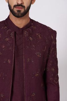 Cherry wine jacket highlighted with floral embroidery, open neckline and full sleeves. Comes with pintucks kurta and churidar.
Components:3
Embroidered
Neckline:Band Collar
Sleeve Length:Full
Fabric:Slub Silk
Color:Maroon
Pintucks kurta - Aza Fashions Jatin Malik, Maroon Jacket, Kurta Set For Men, Cherry Wine, Embroidered Neckline, Embroidered Jacket, Band Collar, Churidar, Kurta Set