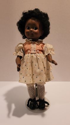 Vintage very nice condition  Reproduction 1980 Googley Eye Doll. African American  Porcelain head and composition body. Jointed Back of head is marked "Germany, J.D.K, 221, Google, Pat Ward, 7-1980, 11" Very nice condition for age Googley Eyes, American Dolls, African American Dolls, Dolls For Sale, American Doll, Miniature Art, Collectible Dolls, Art Dolls, African American