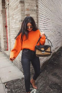 Orange Black Outfit, Orange Sweater Outfit, Orange Sweater, Orange Outfit, Orange Sweaters, Ladies Dress Design, Mode Inspiration, Fall Outfits Women