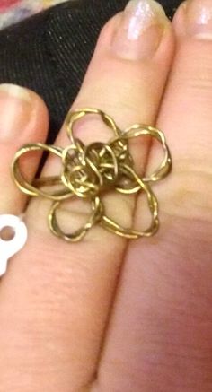 ring wire wrapped Ring Wire, Flower Ring, Rings Statement, Wire Wrapping, Wire Wrapped, Statement Rings, Jewelry Rings, Handmade Items, Ring