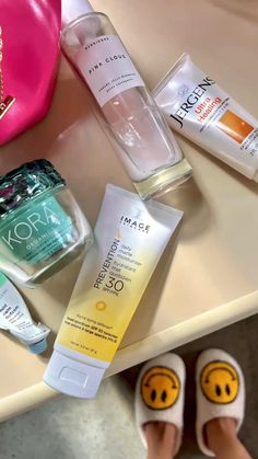 Difficulty: Easy

 

holy grail skincare products🧴
 • herbivore pink cloud cleanser
 • image daily matte moisturizer sunscreen
 • jergens ultra healing lotion
 • glossier balm dot com lip balm Aesthetic Skincare Products, Balm Dot Com, Matte Moisturizer, Skincare Must Haves, Glossier Balm, Moisturizer Sunscreen, Natural Skincare Products, Pink Cloud