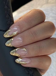 Gold Nail, Video Tiktok, Metallic Nails, Photography Lifestyle, Yellow Nails, Prom Nails, Funky Nails