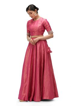 Fuchsia munga silk woven padded blouse with beaded embroidery. - Aza Fashions Cape Lehenga, Lehenga And Blouse, Kurta Lehenga, Lehenga Pattern, Lehenga Dupatta, Padded Blouse, Lehenga Skirt, Lehenga Blouse, Beaded Neckline