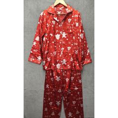 Womens Pajama Set Size Small Satin Silk Red White Gingerbread Christmas Trees This Item Is New Without Tags. Please See All Measurements And Compare Measurements To A Similar Item You Have. Measurements Are Give So That You Can Make A Responsible Purchase. Red Sleep Sets For Christmas, Red Holiday Sleepwear For Sleepovers, Red Holiday Sleepwear For Sleepover, Red Christmas Sleepwear For Bedtime, Red Christmas Sleepwear For Pajama Party, Red Christmas Pajama Party Sleepwear, Red Winter Sleepwear For Pajama Party, Red Sleepwear For Pajama Party In Winter, Red Festive Winter Sleepwear