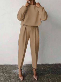 Robes Glamour, Jumpsuit Casual, Beige Outfit, Elegante Casual, Pants Suit, Casual Suit, Looks Style, Long Sleeve Casual, Daily Fashion