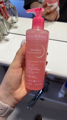 #bioderma #уходзалицом #акне Bioderma Face Wash, Bioderma Skincare, Basic Makeup Kit, Makeup Looks Everyday, Skincare For Sensitive Skin, Skincare Supplements, Bioderma Sensibio