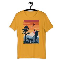 Exploring Dog Women's T-Shirt Mountain Dogs, Dog Lovers