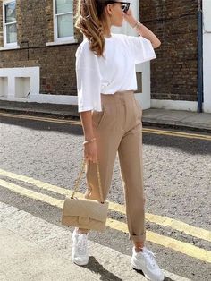 Minimal Style Outfits, Casual Office Attire, Woman Casual, Mode Casual, Casual Work Outfits, Work Outfits Women, Business Casual Outfits