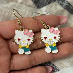 Brand New Multiple Pairs Very Cute Light On Ears Hypoallergenic Cute White Cat Ears Jewelry, Trendy White Jewelry With Cute Design, Hello Kitty Earrings, Cat Earrings, Earrings Color, Vintage Jewelry, Hello Kitty, Color White, Jewelry Earrings