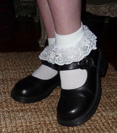 Goth Shoes, Estilo Hippy, Jelly Shoes, Alt Fashion, Mary Jane Shoes