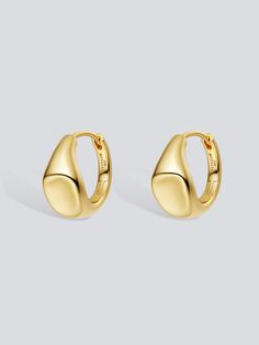 Signet Hoop Earrings by fashion jewelry and accessory brand THEYKNOW Cool Jewelry, Open Rings, Sell Gold, Womens Designer Fashion, Open Ring, Gold Hoops, Style Jewelry, Fashion Luxury, Italian Style