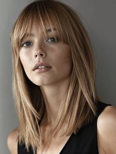 32 Medium-Length Haircuts with Bangs for Every Face Shape Bob Haircut Round Face, Haircut Round Face, Hairstyle For Round Face, Medium Length Blonde, Bob Haircut For Round Face, Face Female, Light Waves, Haircut 2024, Layered Haircuts For Medium Hair