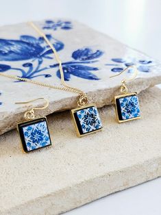 GOLD Jewelry Gift Set Tile Pendant Earring Portuguese Blue - Etsy France Gold Necklace And Earrings Set, Portuguese Tile, Gold Jewelry Gift, Branch Necklace, Square Necklace, Historical Jewellery, Pendant Earring, Free Earrings, Wood Tile