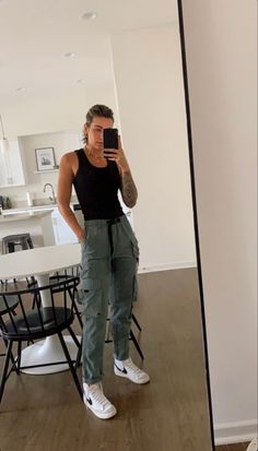 Masc Femme Fashion, Masculine Outfits For Women, Masc Outfits For Women, Non Binary Outfits, Cute Tomboy Outfits, Gay Outfits, Masculine Outfits, Lesbian Outfits, Lesbian Fashion