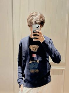 Ralph Lauren Bear Sweater Aesthetic, Ralph Lauren Boy Aesthetic, Men Ralph Lauren Outfit, Ralph Lauren Boys Aesthetic, Ralph Lauren Bear Sweater Outfit, Ralph Lauren Guys, Ralph Lauren Boys Outfits, Polo Bear Ralph Lauren Outfit, Polo Bear Sweater Outfit