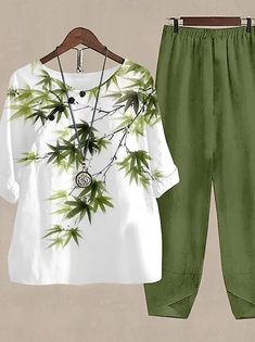 Women's T shirt Tee Mesh Patchwork Top Lace T-shirt Floral Lace Print Holiday Weekend Basic Short Sleeve Square Neck White 2024 - $18.99 Shirt Pant Set, Traje Casual, Holiday Tops, Holiday Weekend, Floral Pants, Type Of Pants, Green Blouse, Shirt And Pants, Seychelles