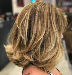 Medium Haircut For Thick Hair Layered Bottom Hair, Celebrity Layered Hairstyles, Long Hairstyles For Thick Hair Straight, Hairstyles That Frame Your Face, Medium Chunky Layered Hair, 2023 Women’s Hair Trends, Long Layered Hair 2023, Womens Haircuts For Thick Hair, Bob Stacked Hairstyles