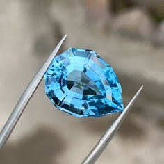 Swiss Blue Topaz Gemstone For Jewelry, Flawless Topaz Loose Gemstone, 19.35 Spinel Gemstone, Blue Topaz Gemstone, Topaz Jewelry, How To Make Rings, Swiss Blue Topaz, Topaz Gemstone, Stone Jewelry, Anniversary Rings, Blue Topaz