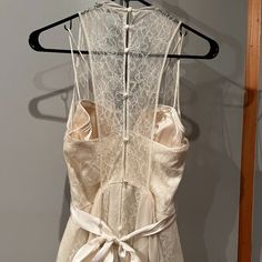 Rickie Freeman For Teri Jon - Ivory 100% Silk And Lace Dress - Size 6 Amazing Condition, Only Worn Once. Would Make Beautiful Wedding Dress. Silk And Lace Dress, Silk And Lace, Teri Jon, Beautiful Wedding Dresses, White Cream, Cream White, Beautiful Weddings, Lace Dress, The 100