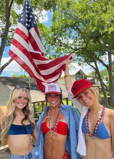 4th Of July Lake Aesthetic, Fourth Of July Lake Aesthetic, Summer 2024 Swimwear, 4th Of July Beach Pictures, Lake Summer Outfit, 4 July Outfits, 4th Of July Aesthetic Outfits, Fourth Of July Outfits Aesthetic