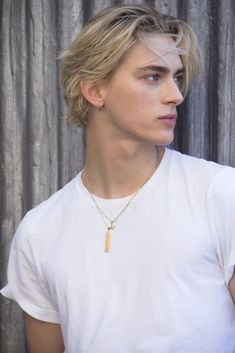 Platinum Blonde Men, Dominik Sadoch, Men Blonde Hair, Blonde Hair Green Eyes, Blonde Hair Boy, Mens Hairstyles Medium, Male Hair, Light Blonde Hair, Blonde Hair Blue Eyes