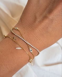 Stacked Jewelry Bracelets, Dainty Bracelet Stack, Stacked Bracelets, Everyday Bracelet, Gold Armband