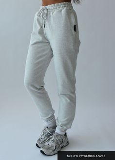 Essentials Crewneck, Essentials Sweatpants, Sweat Sets, Comfy Sweats, Comfy Sweatpants, Black Sweatpants, Grey Sweatpants, Comfy Pants, Brand Tags