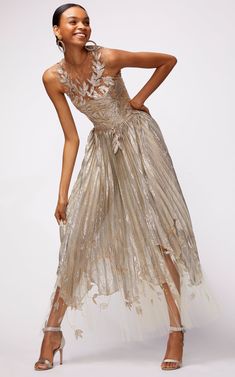 Girl About Gown: Find Your Next Event Ensemble Feminine Elegance, Summer Dresses For Wedding Guest, Summer Wedding Outfits, Looks Party, Beauty Dress, Wedding Guest Outfit Summer, Moda Vintage, Dresses To Wear To A Wedding, Gorgeous Gowns