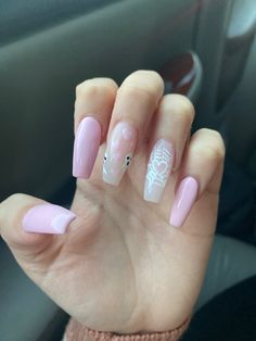 light pink ghost design nails Pink Nail Inspiration Coffin, Simple Pink Acrylic Nails Coffin, Pink Halloween Nails Coffin Shape, Gel Nails Ideas Light Pink, Spooky Season Nails Pink, Ghost And Spider Web Nails, Girly Halloween Nails Pink, Pink Halloween Nails Simple