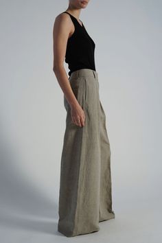 THIS ITEM IS FINAL SALE Introducing the bestselling Argo Wideleg Trouser in Grey Linen. This versatile piece boasts a wide leg with double pleat and top stitch detailing in contrast black, along with convenient pockets at the front and back. Made with lightweight linen, these trousers are the perfect transition piece for any season. Classic Full-length Linen Wide Leg Pants, Modern Linen Wide Leg Pants For Workwear, Classic Full Length Linen Wide Leg Pants, Classic Full Length Wide Leg Linen Pants, Full Length Linen Bottoms For Work, Linen Full Length Bottoms For Workwear, Flax Color Wide Leg Workwear Bottoms, Flax Wide Leg Workwear Bottoms, Linen Wide Leg Pants For Work With Straight Hem