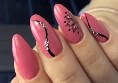 Sea Nail Art, Dark Pink Nails, Elegant Touch Nails, Lace Nail Art, Pink Glitter Nails, Lace Nails, Subtle Nails