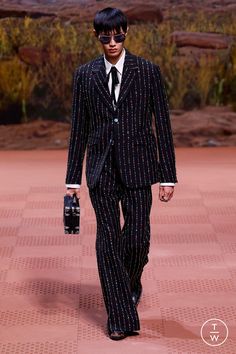 Men’s Black Tie Outfit, Men Glam Outfit, Sparkly Suit Men, High Fashion Suits Men, Mens Velvet Suit, Mens High Fashion, Glitter Suit, Met Gala Outfits, Classy Suits