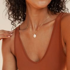 SADIE Baroque Pearl Pendant Necklace by Caitlyn Minimalist - Etsy Pearl Charm Jewelry For Bridesmaid Gift, Delicate Charm Necklaces For Bridesmaid Gift, Teardrop Pendant Charm Necklace For Wedding, Wedding Charm Necklace With Teardrop Pendant, Feminine Gold Necklaces For Bridesmaid Gift, Feminine Charm Necklaces For Wedding, Elegant Charm Necklaces For Bridesmaid Gift, Feminine Wedding Charm Necklace, White Charm Necklaces For Bridesmaid Gift