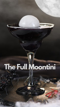 The Full Moontini Full Moon Martini, Aesthetic Themed Birthday Party, Full Moon Cocktail, Rip To My 20s Party Drinks, Gin Shots, Gothic Drinks, Drink Essentials, Moon Cocktail, Witchy Birthday