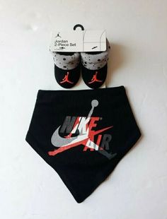 Product Description: You're purchasing a Nike Air Jordan Newborn Baby Booties & Bib 2 Piece Set 0-6 Months BRAND NEW Brand: Nike Size: 0 - 6 Months Color: Black  Condition: In preown clean healthy condition.  Ships via USPS w/ Tracking Info ⚠ WARNING : CHOKING HAZARD Small parts. Not for children under 3 yrs. Payment Options: PayPal  Terms and Conditions: Payment is expected within 4 days of item end. All items not paid within 4 days will be relisted. NO RETURNS. We are NOT responsible for any d Baby Boy Nike, Nike Set, Jordans For Sale, Baby Jordans, Baby Nike, Black And White Baby, Food Snacks, Nike Accessories, Month Colors