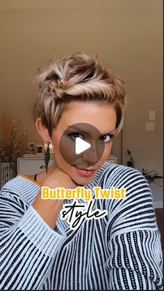 Pinned Back Pixie Hair, Short Hair Styles With Barettes, Short Hair Do Women Easy, Pixie Hair Updo Easy, Short Hair Styles Accessories, Pull Short Hair Back, Twisted Bangs For Short Hair, Pixie Hairstyles With Clips, Easy Pixie Hairstyles Simple