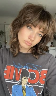 Shag Bob Haircut, 70s Haircuts, Razor Cut Hair, Goals Achieved, Layered Hair With Bangs, Short Shag Haircuts, Short Shag Hairstyles, Shag Hairstyles